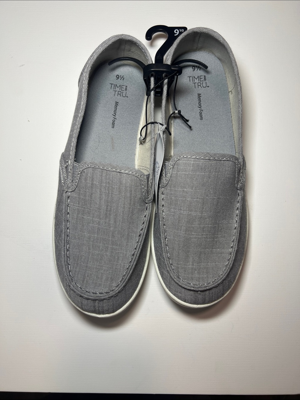 Time & Tru Gray Slip-On Casual Shoes - Women's 9.5